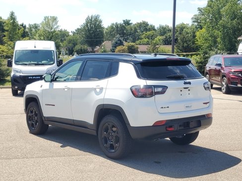Used 2023 Jeep Compass Trailhawk w/ Trailhawk Elite Group image 35