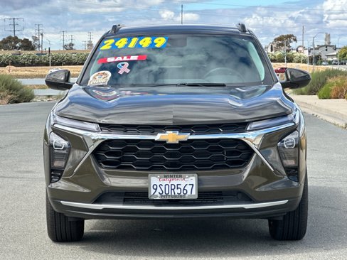 Used 2024 Chevrolet Trax LT w/ Driver Confidence Package image 9