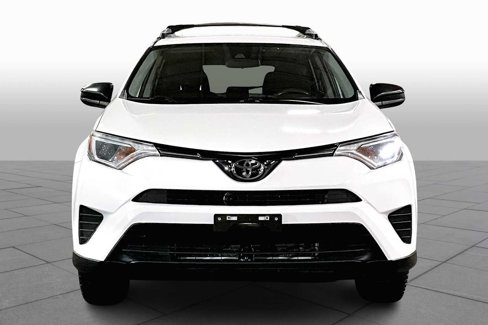 Used 2018 Toyota RAV4 LE image 3