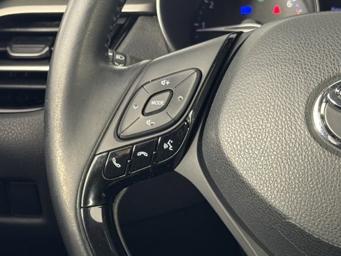 Used 2020 Toyota C-HR Limited image 25