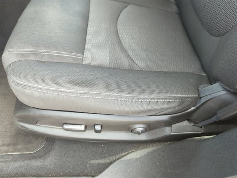 Used 2017 Chevrolet Traverse LT w/ Style and Technology Package image 27