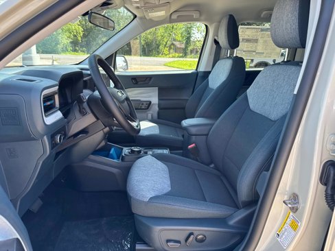 New 2025 Ford Maverick XLT w/ XLT Luxury Package image 8