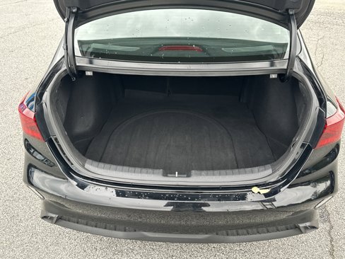 Used 2023 Kia Forte LXS image 18