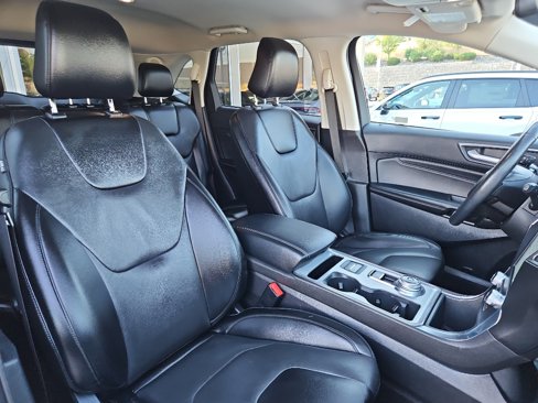 Used 2022 Ford Edge Titanium image 20