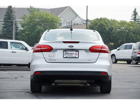 Used 2018 Ford Focus SE image 4