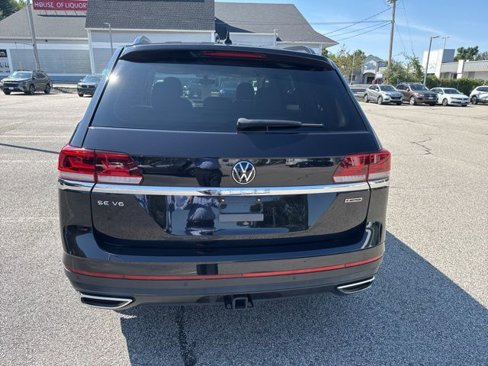 Certified 2021 Volkswagen Atlas SE w/ Panoramic Sunroof Package image 8