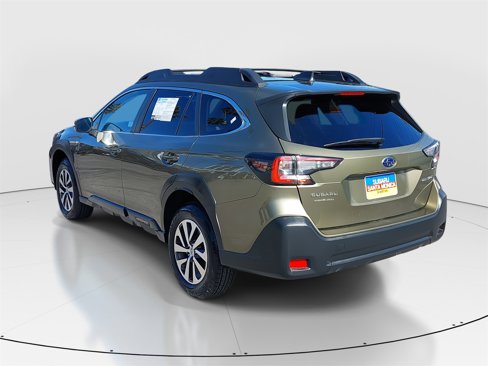 Certified 2024 Subaru Outback Premium image 5