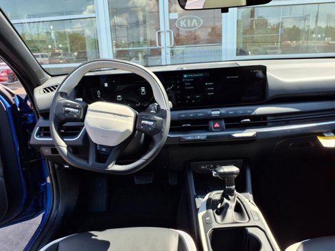 New 2025 Kia K4 GT-Line image 9