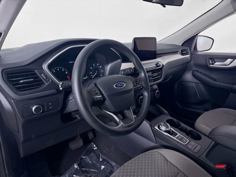 Used 2021 Ford Escape SE image 9