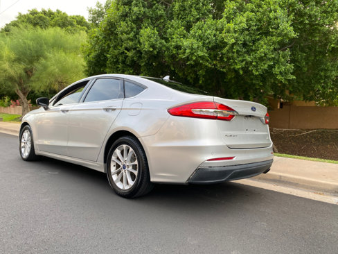 Used 2019 Ford Fusion SE image 5