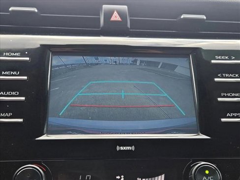 Used 2020 Toyota Camry SE image 13