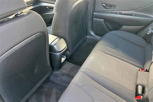 Certified 2025 Hyundai Elantra Sport image 12