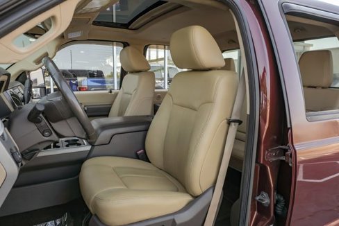 Used 2011 Ford F250 Lariat w/ Lariat Interior Pkg image 35
