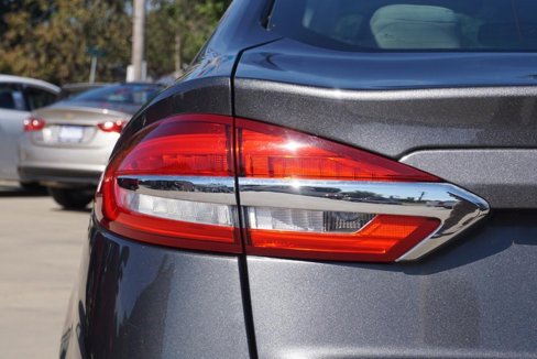 Used 2019 Ford Fusion S image 15