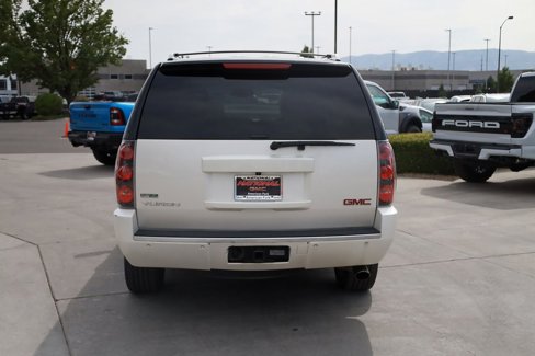 Used 2011 GMC Yukon Denali image 5
