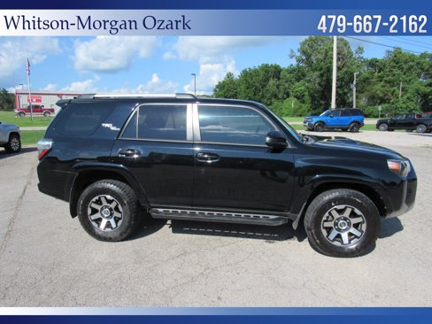 Used 2017 Toyota 4Runner TRD Off-Road image 14