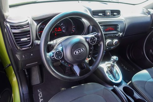 Used 2014 Kia Soul + image 9