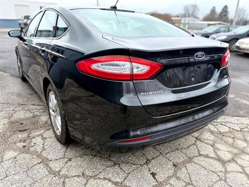 Used 2014 Ford Fusion SE image 10