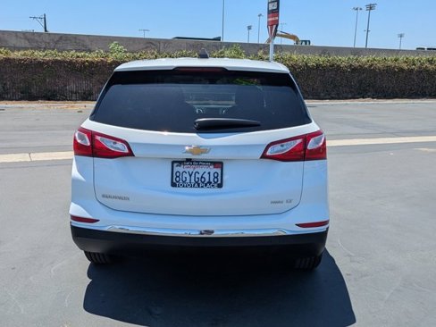 Used 2019 Chevrolet Equinox LT w/ Driver Convenience Package image 9