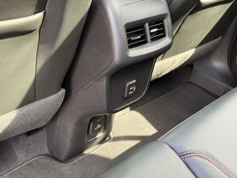 Used 2023 Chevrolet Equinox RS w/ RS Leather Package image 23