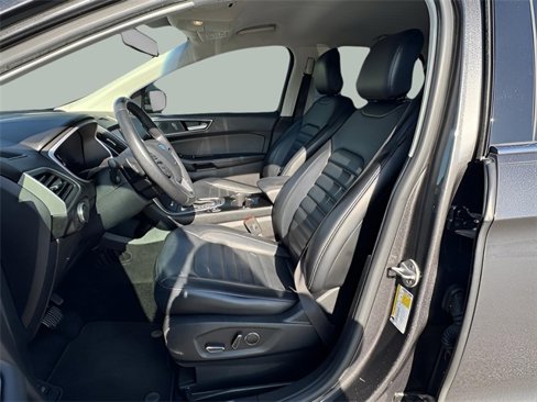 Used 2015 Ford Edge SEL w/ Equipment Group 201A image 16