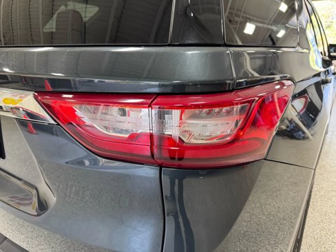 Used 2018 Chevrolet Traverse LT image 7
