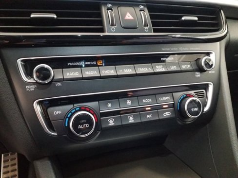 Used 2017 Kia Optima SX image 8