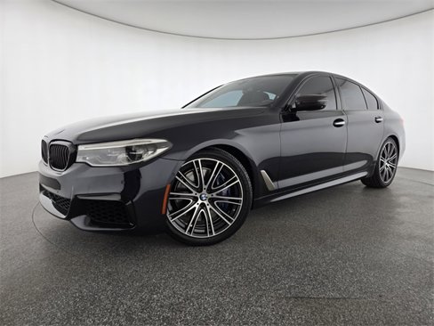 Used 2018 BMW M550i xDrive image 1