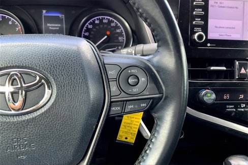 Used 2021 Toyota Camry SE image 20