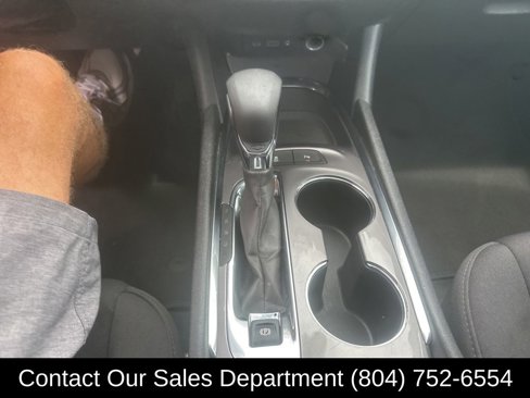 Used 2023 Chevrolet Malibu LT w/ Driver Confidence Package image 24