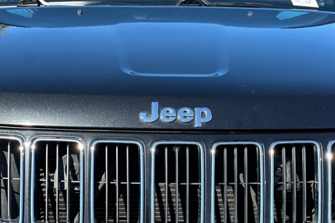 Used 2015 Jeep Grand Cherokee Limited image 39