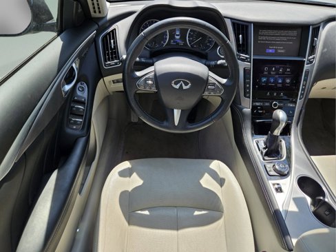Certified 2016 INFINITI Q50 Premium w/ Driver Assistance Package image 15