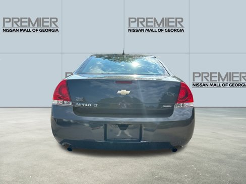 Used 2015 Chevrolet Impala LT w/ LT Sunroof Package image 6