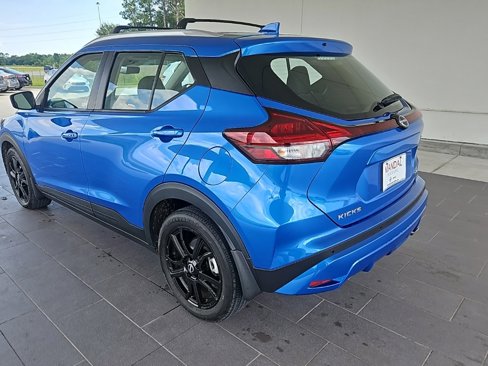 Used 2024 Nissan Kicks SV image 9