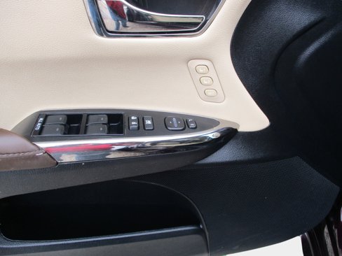 Used 2013 Toyota Avalon XLE Touring image 16