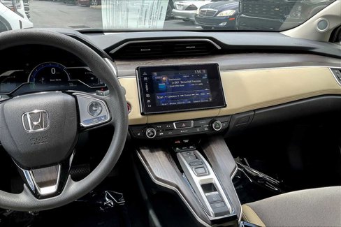 Used 2018 Honda Clarity Plug-In Hybrid image 6