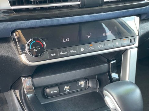 Used 2023 Kia Seltos S w/ Navigation Package image 20
