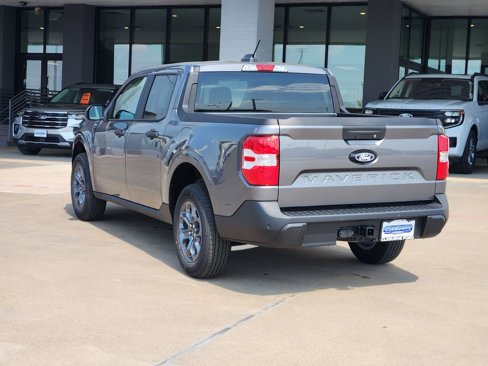 New 2025 Ford Maverick XLT image 4