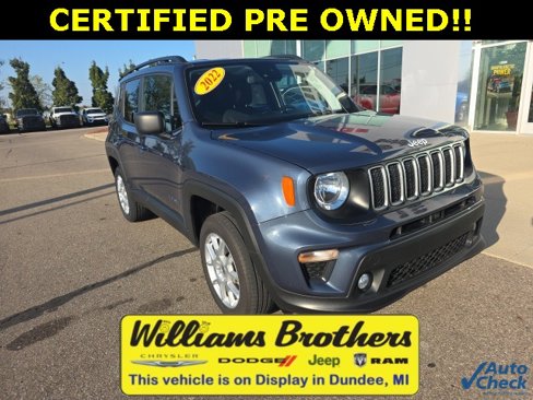 Certified 2022 Jeep Renegade Latitude w/ Convenience Group image 3