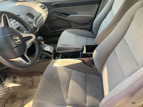 Used 2010 Honda Civic DX-VP image 9