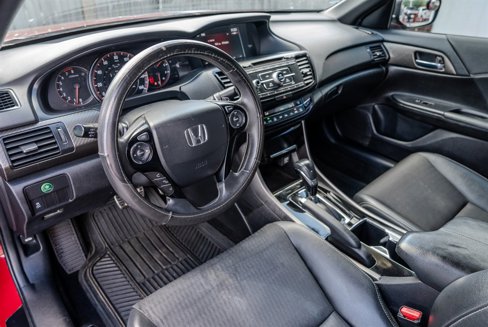 Used 2017 Honda Accord Sport image 14
