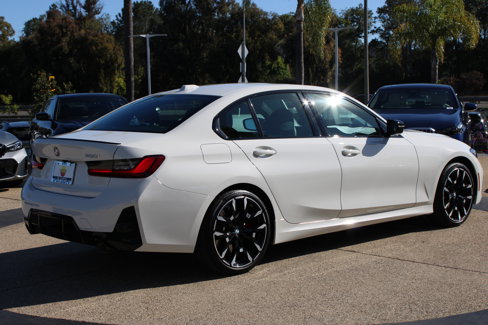 Used 2025 BMW 330i Sedan w/ M Sport Package image 7