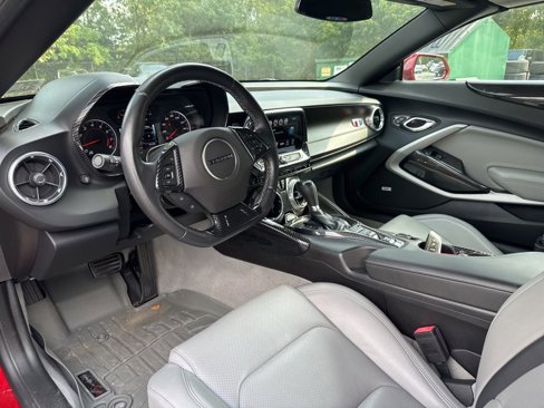 Used 2016 Chevrolet Camaro LT w/ RS Package image 10