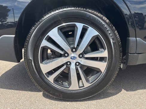 Used 2019 Subaru Outback 2.5i Limited image 9