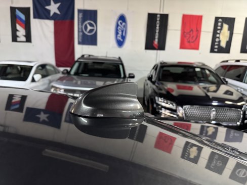 Used 2019 Chrysler 300 S image 10