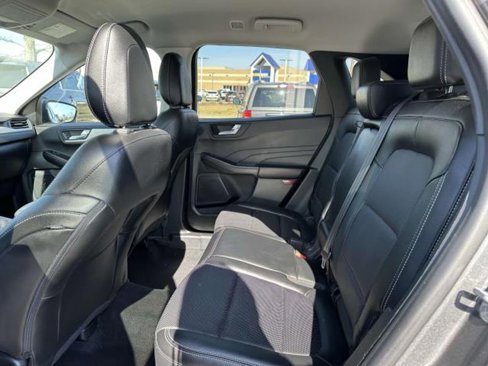 Used 2022 Ford Escape SEL w/ Technology Package image 10