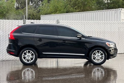 Used 2015 Volvo XC60 T5 Premier w/ Proximity Package image 3