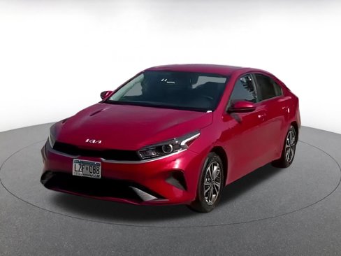 Used 2024 Kia Forte LXS image 11