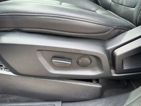 Used 2019 Ford Ranger Lariat w/ Equipment Group 501A Mid image 18