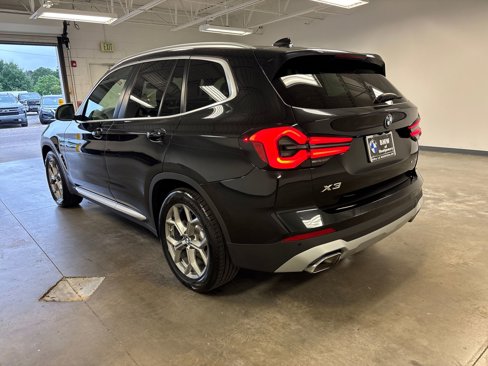 Used 2024 BMW X3 sDrive30i image 3